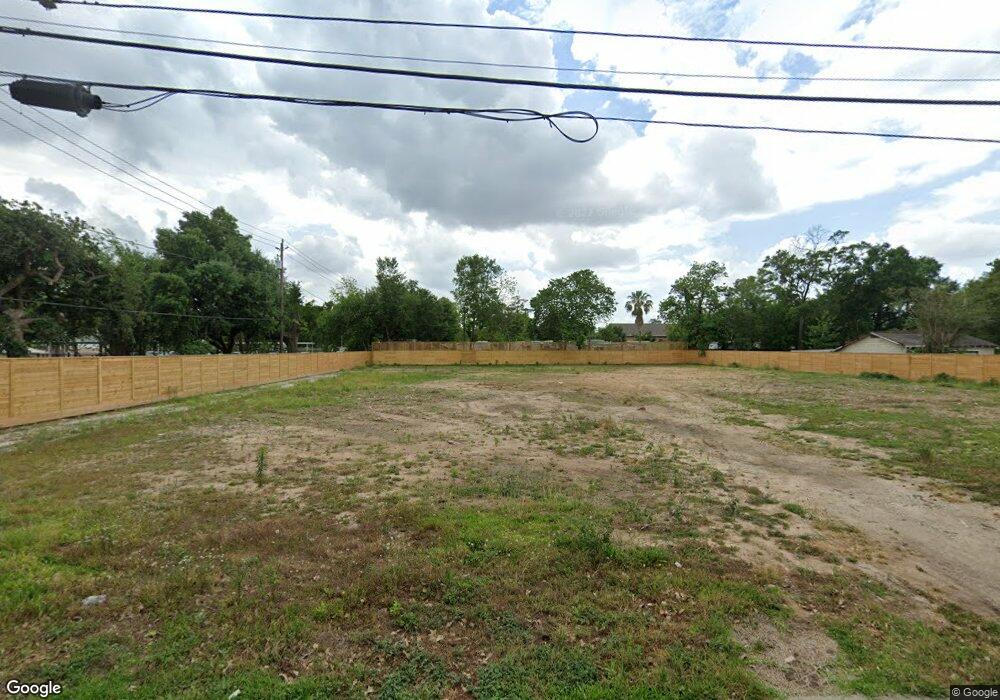 803-C Fisher St, Houston, TX 77018 - photo 1