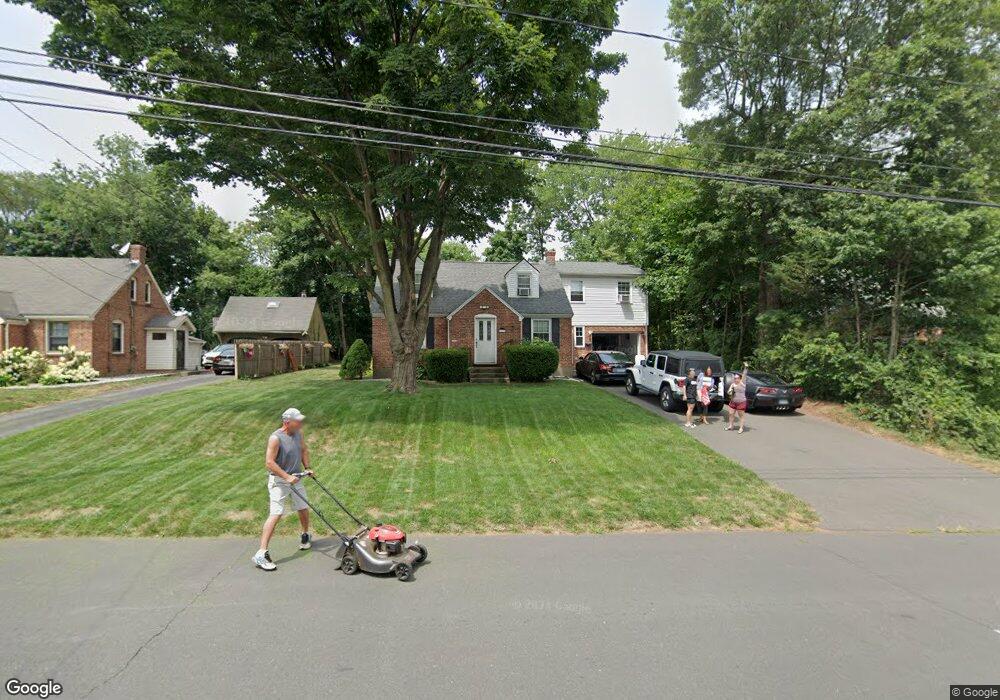 104 Goodale Dr, Newington, CT 06111 - photo 1