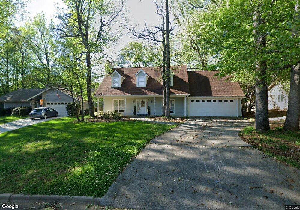 135 Softwood Cir, Roswell, GA 30076 - photo 1