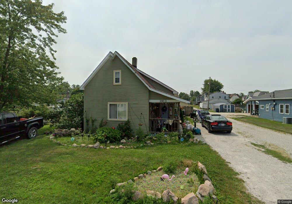 1913 N D St, Elwood, IN 46036 - photo 1