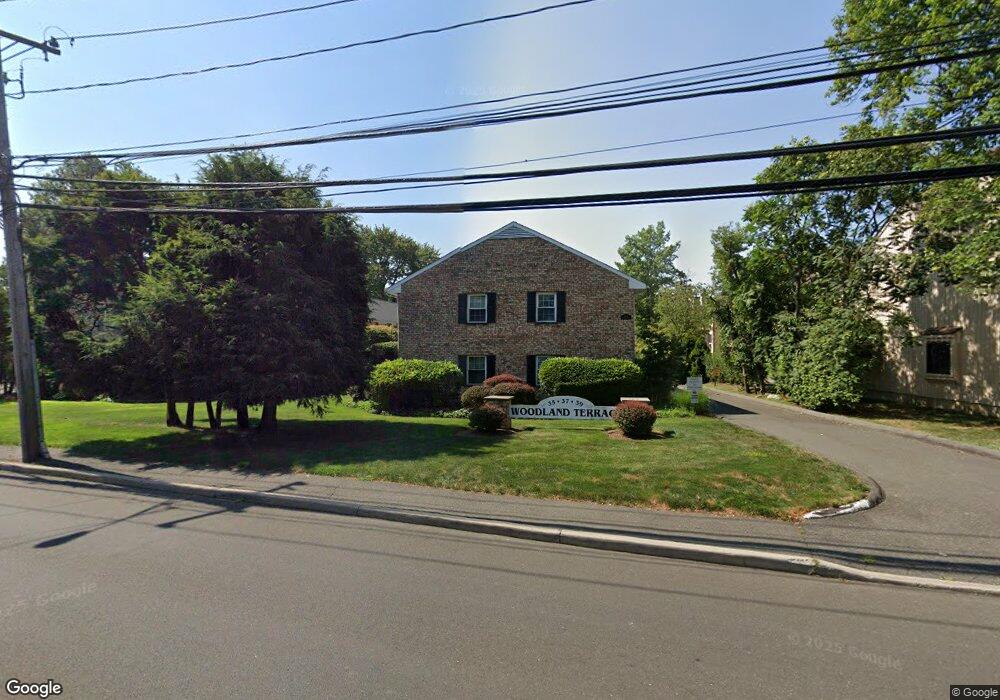 39 Woodway Rd unit C9, Stamford, CT 06907 - photo 1