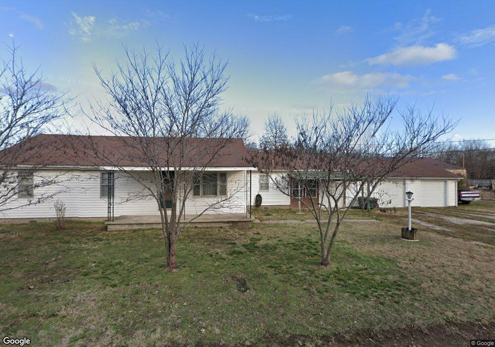 2614 Elm Ave, Parsons, KS 67357 - photo 1