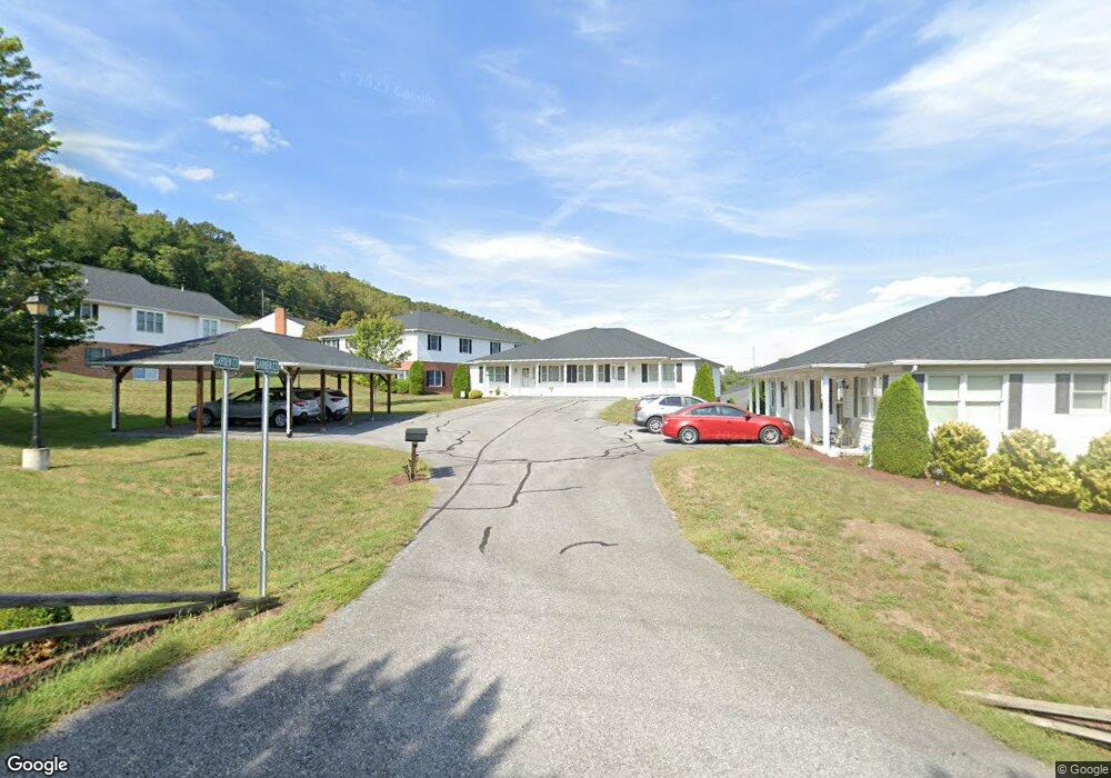 26 Garden Ct, Berkeley Springs, WV 25411 - photo 1