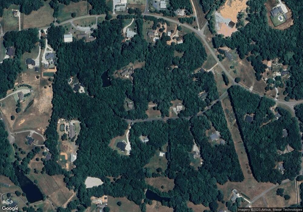 302 Trinity Ln, Canton, GA 30115 - photo 1