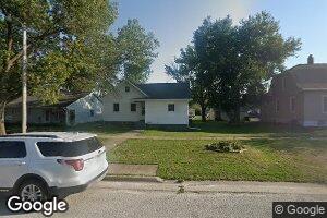 406 E 6th St, Wilton, IA 52778