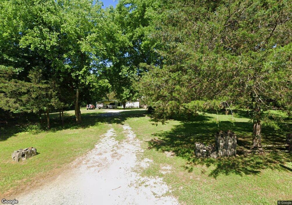 991 Milltown Rd, Lewisburg, TN 37091 - photo 1