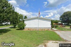 136 Sycamore St, Mortons Gap, KY 42440