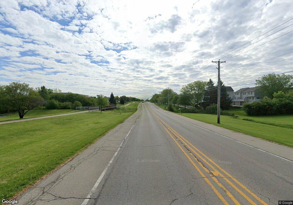 1302 Oak St, North Aurora, IL 60542 - photo 1