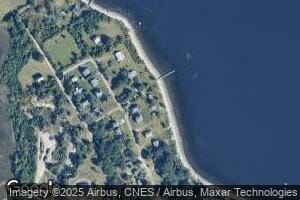 39 Mount Tom Rd, Portsmouth, RI 02871