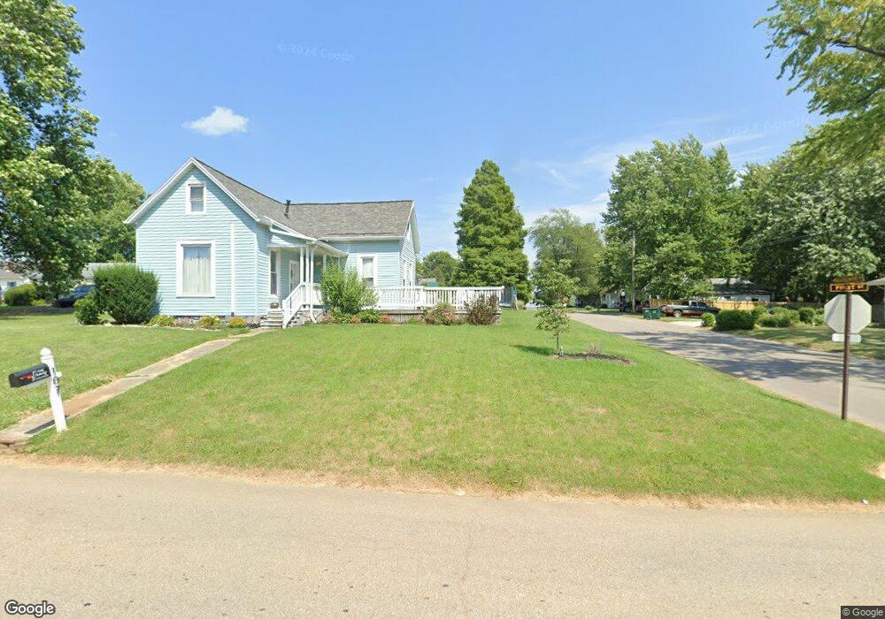 137 S 1st St, Montgomery, IN 47558 - photo 1