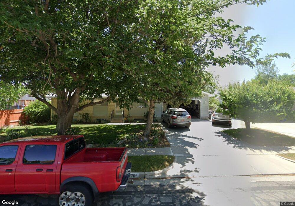 7705 S 2250 W, West Jordan, UT 84084 - photo 1