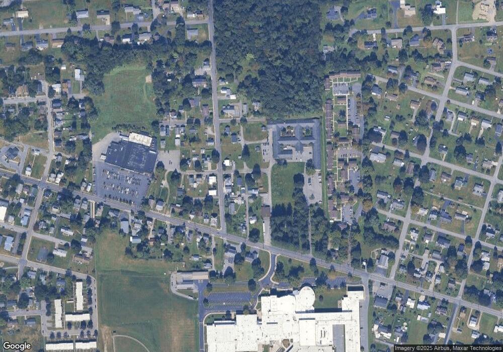 706 Penn St, Milton, PA 17847 - photo 1