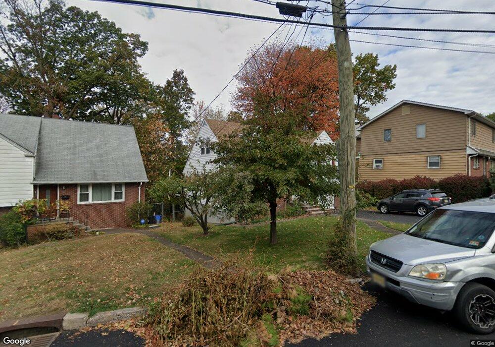 525 Chestnut St, Ridgefield, NJ 07657 - photo 1