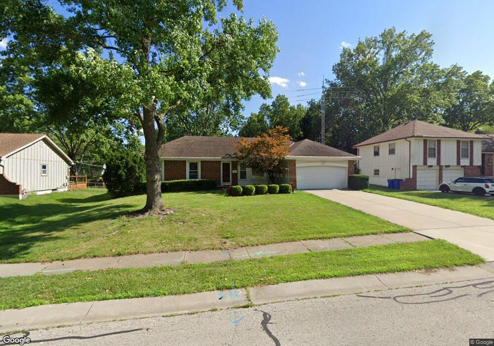 11807 W 53rd St, Shawnee, KS 66203 - photo 1