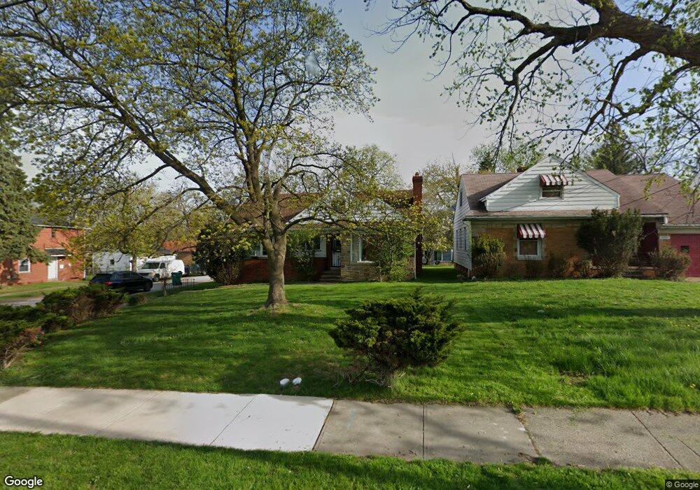 18903 Libby Rd, Maple Heights, OH 44137 - photo 1