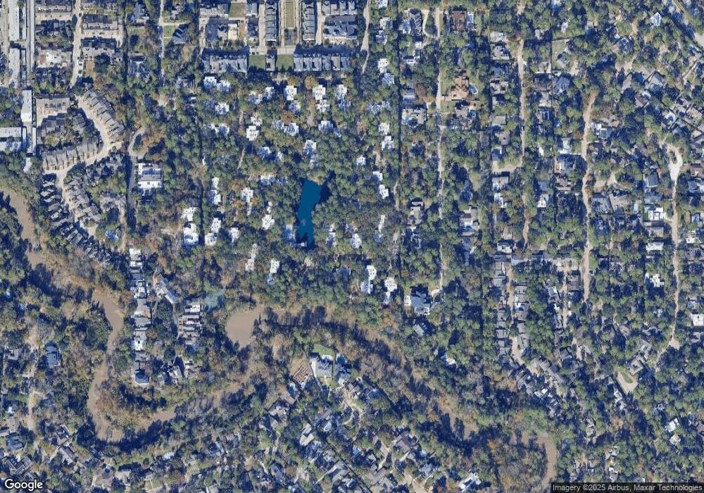 217 Litchfield Ln unit 87, Houston, TX 77024 - photo 1