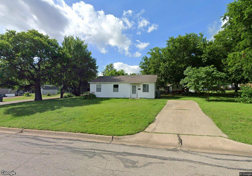 1001 4th Ave NE, Ardmore, OK 73401 - photo 1