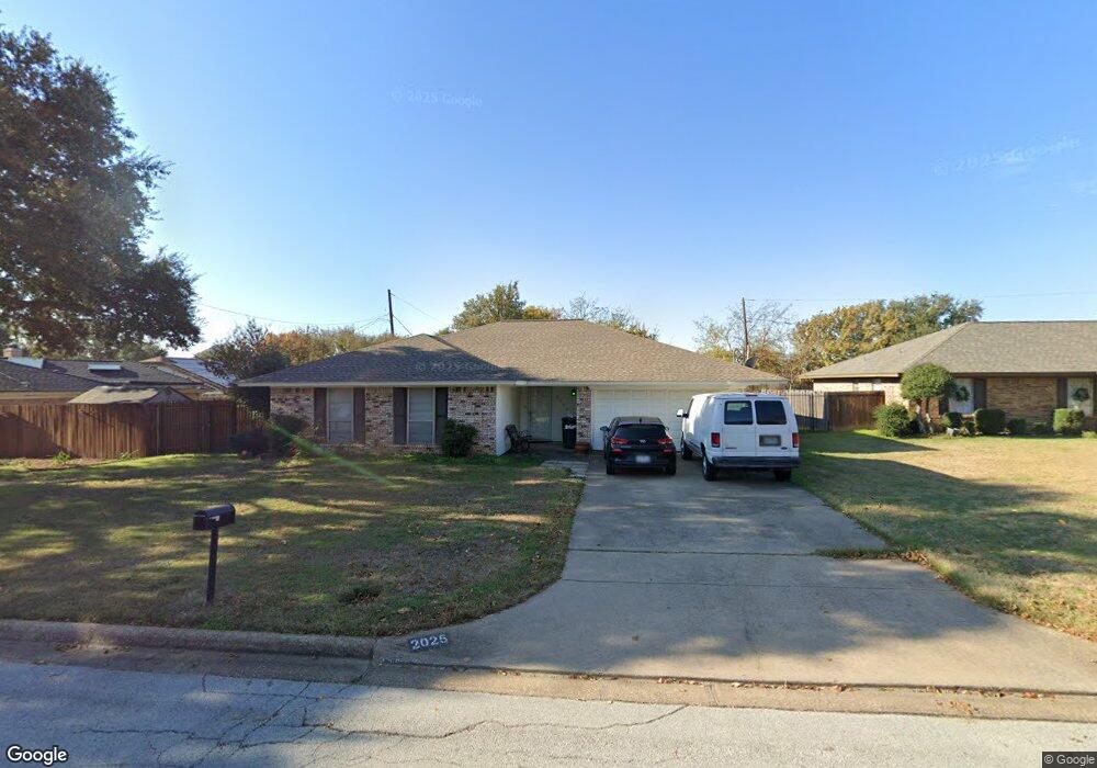 2025 Normandy Dr, Hurst, TX 76054 - photo 1