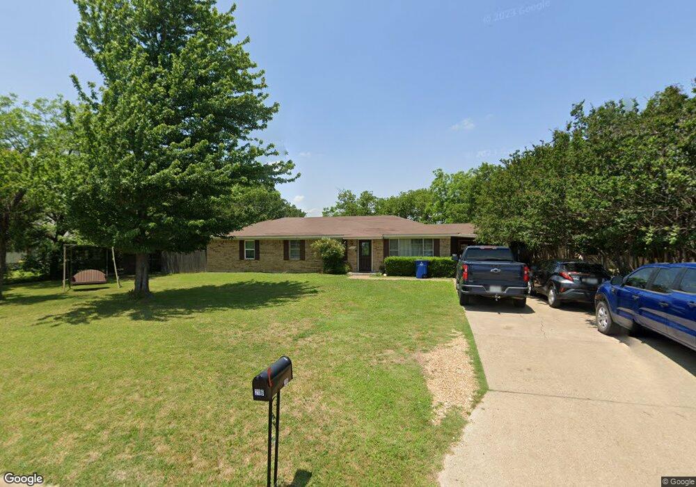 206 Casa Linda St, Ennis, TX 75119 - photo 1