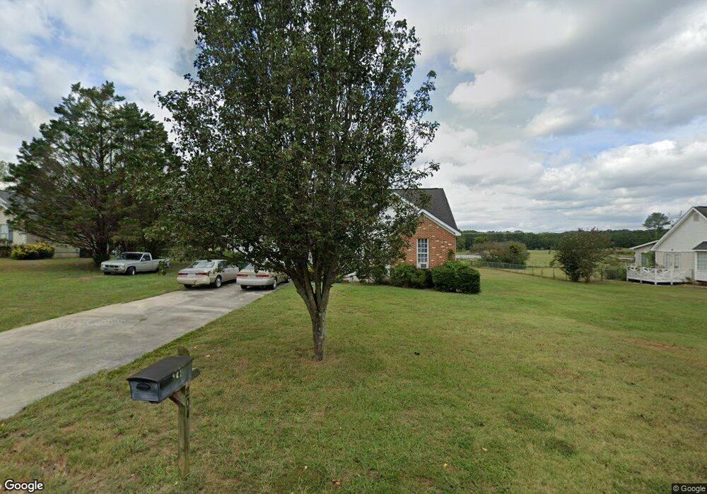 204 Moss Creek Dr NE, Calhoun, GA 30701 - photo 1