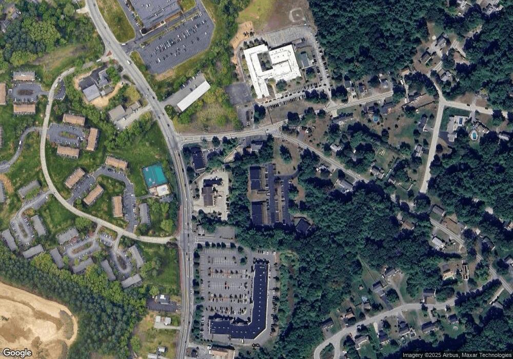 1 Burns Hill Rd unit 18, Hudson, NH 03051 - photo 1