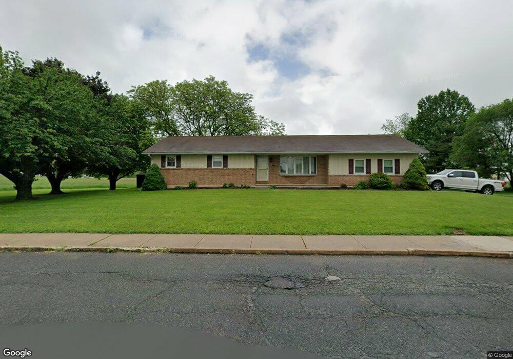 250 S 7th St, Bally, PA 19503 - photo 1