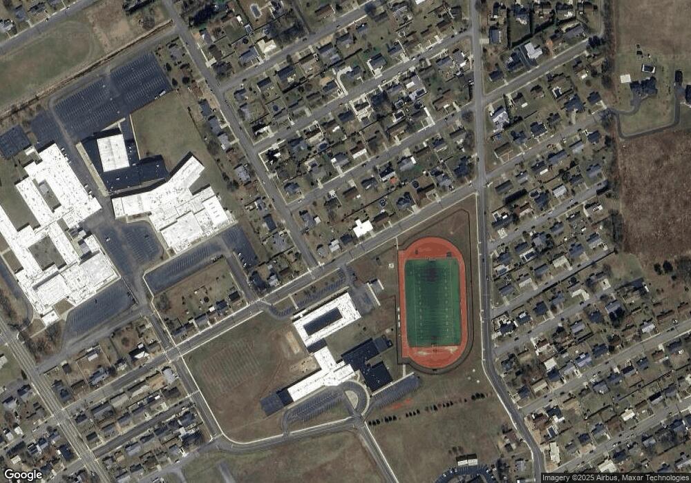 909 E 10th St, Berwick, PA 18603 - photo 1