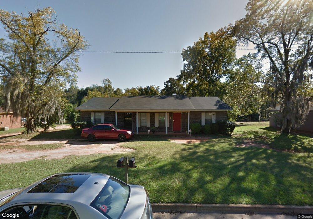 1922 Edgerly Ave, Albany, GA 31707 - photo 1