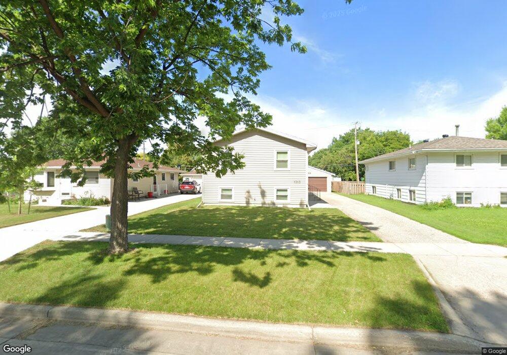 1313 16 1 2 St S, Fargo, ND 58103 - photo 1
