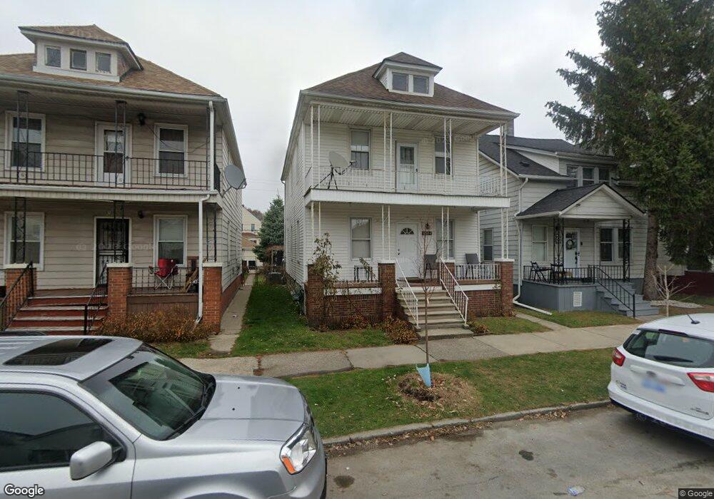 9514 Mcdougall St, HamtraMcK, MI 48212 - photo 1