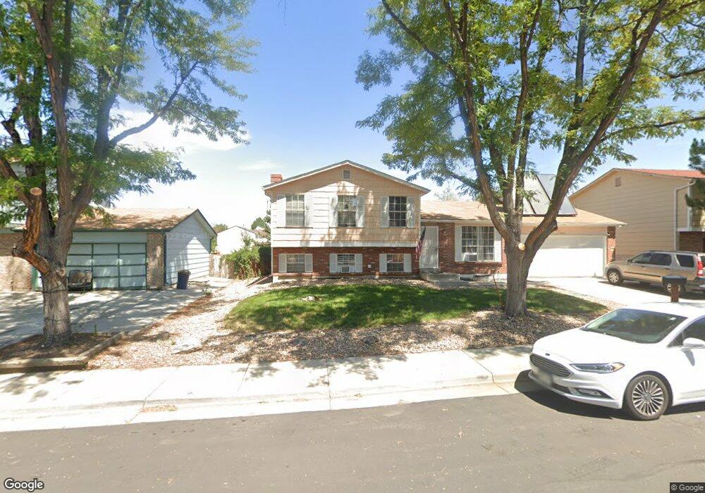 16541 E Kansas Dr, Aurora, CO 80017 - photo 1