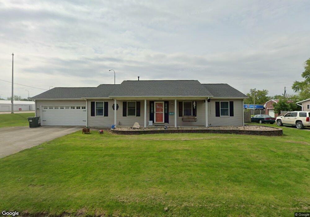 1601 Piatt Ave, Mattoon, IL 61938 - photo 1