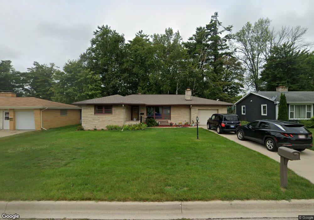 4701 13th St, Menominee, MI 49858 - photo 1