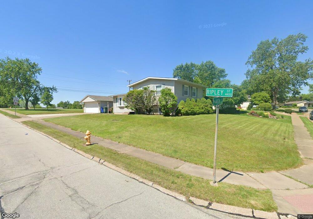 4320 N Ripley St, Davenport, IA 52806 - photo 1