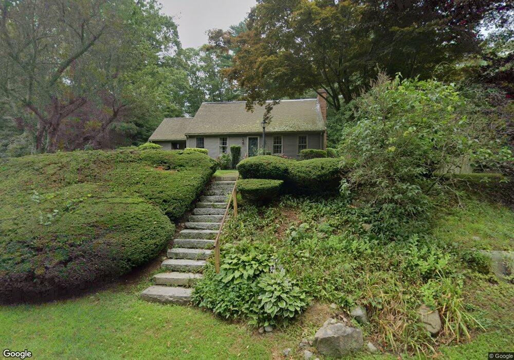 1136 Russells Mills Rd, South Dartmouth, MA 02748 - photo 1