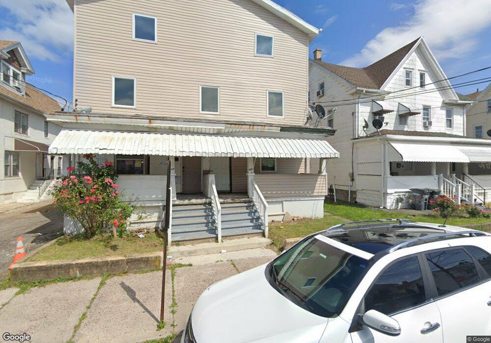 685 N Locust St, Hazleton, PA 18201 - photo 1