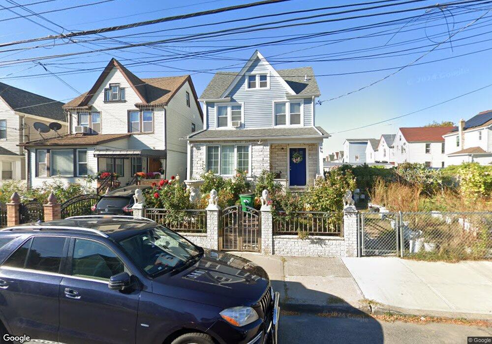 11614 155th St, Jamaica, NY 11434 - photo 1