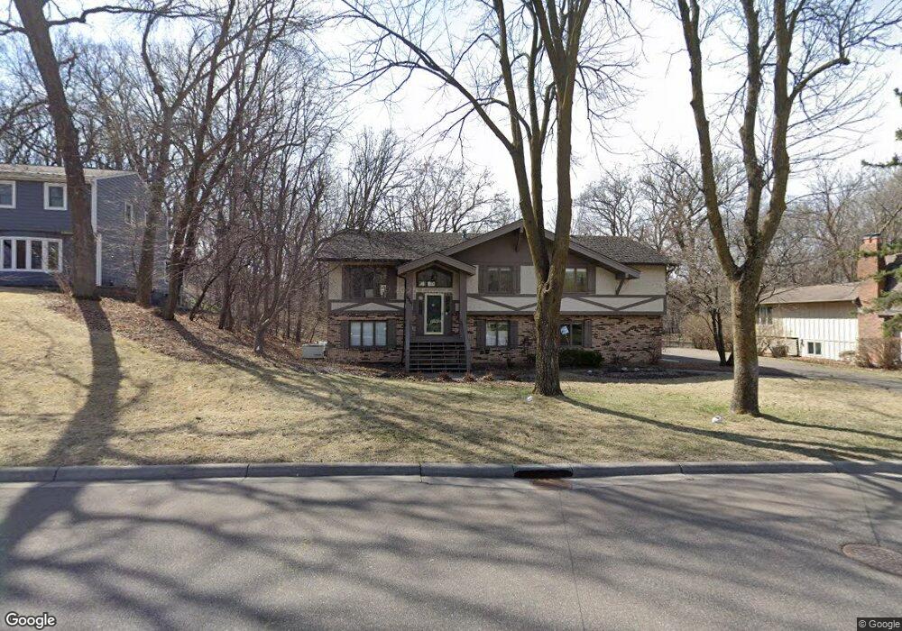 16801 Blenheim Way, Minnetonka, MN 55345 - photo 1