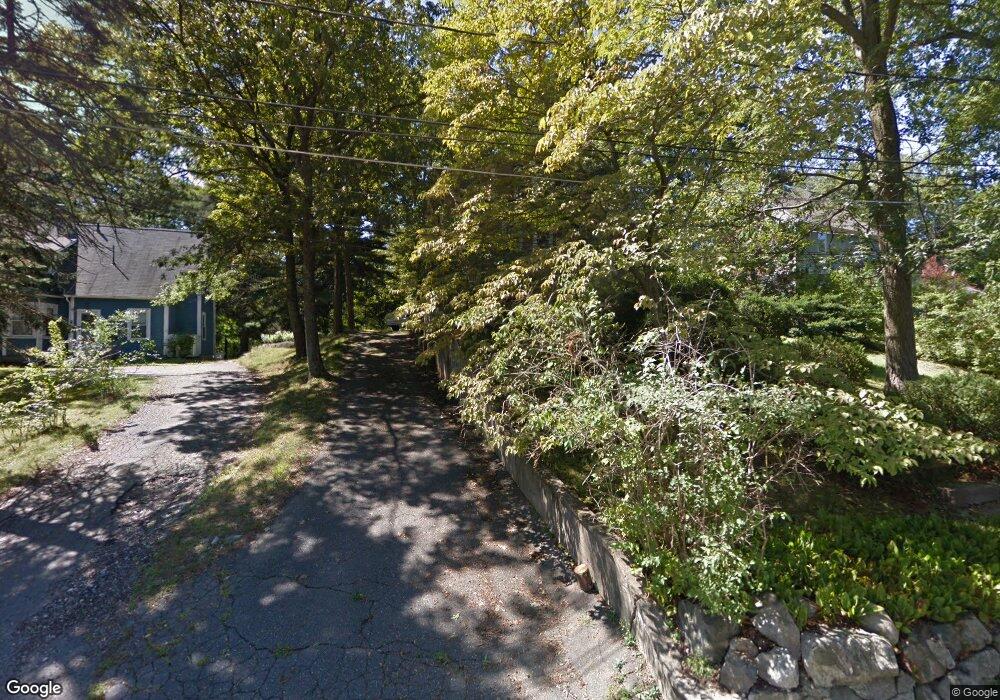 48 Caldwell Rd unit 1, Waltham, MA 02453 - photo 1