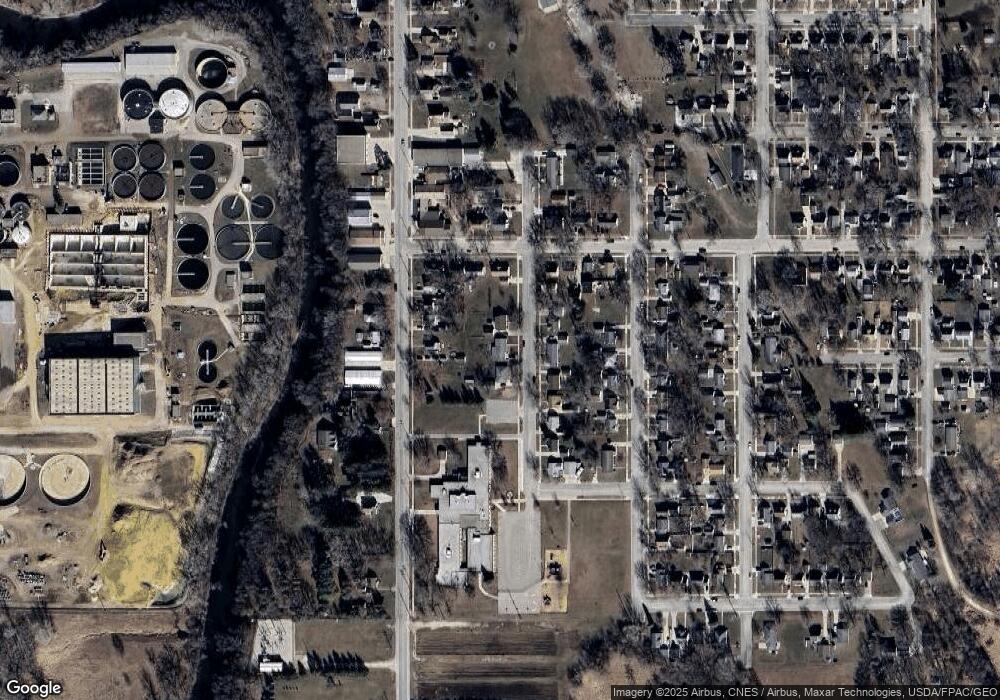 1406 5th St SE, Austin, MN 55912 - photo 1