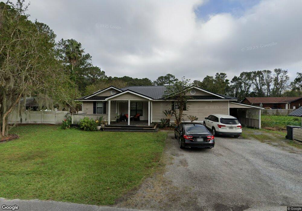 195 Pine Cir, Brunswick, GA 31520 - photo 1