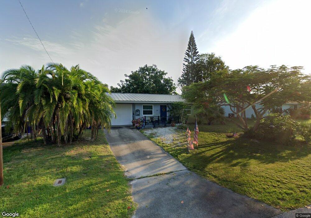 1011 NW 15 Tc, Stuart, FL 34994 - photo 1