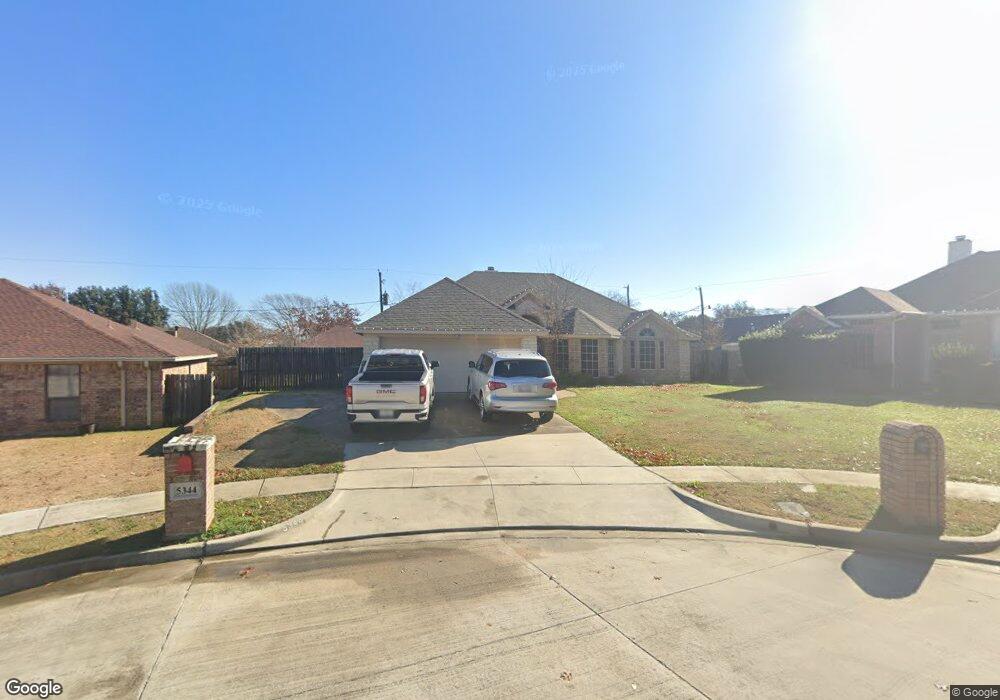 5344 Lynda Ct, North Richland Hills, TX 76180 - photo 1