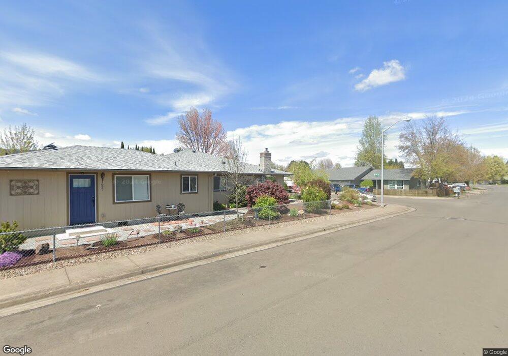 1629 Tara Cir, Central Point, OR 97502 - photo 1