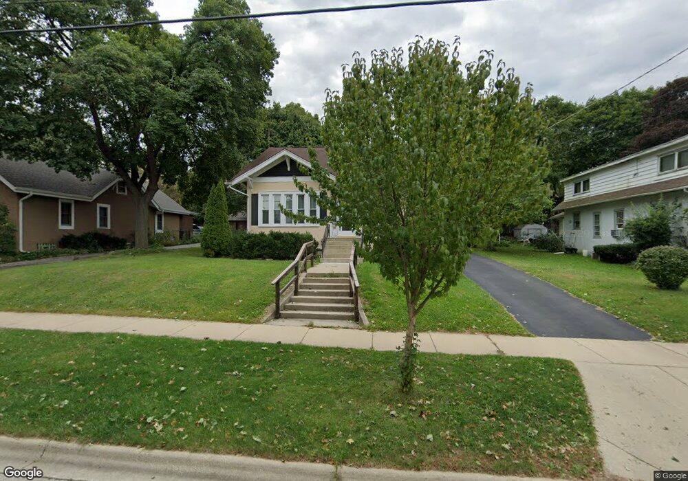 421 S River Rd, Algonquin, IL 60102 - photo 1