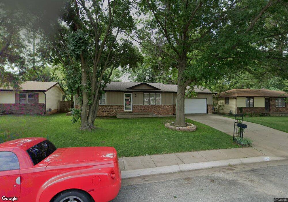 1418 Shelly Dr, Mulvane, KS 67110 - photo 1