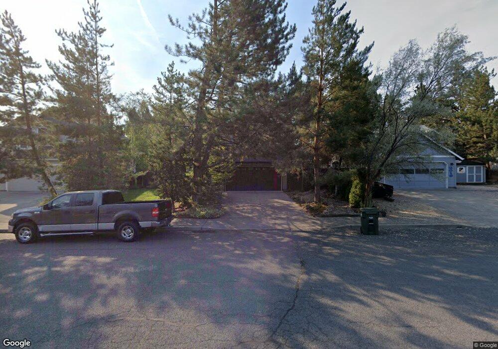 2027 NE Red Rock Ln, Bend, OR 97701 - photo 1