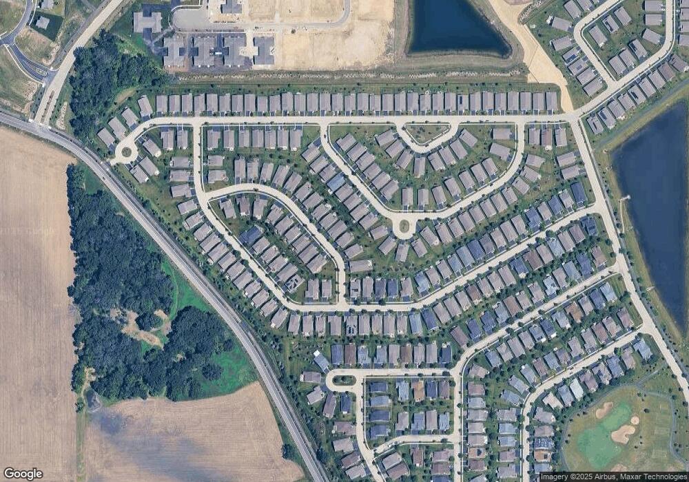 1050 Glendale Rd, Pingree Grove, IL 60140 - photo 1