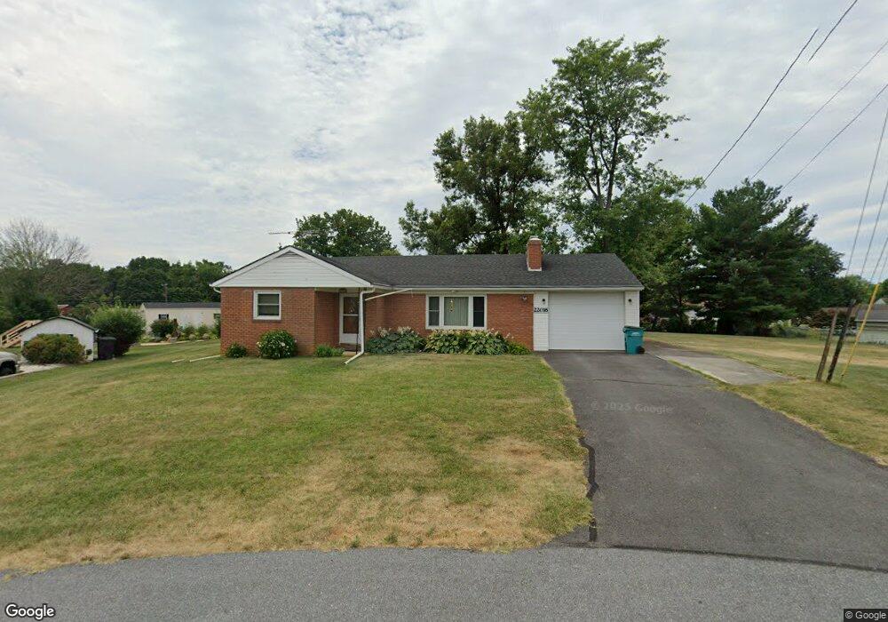 22016 Holiday Dr, Smithsburg, MD 21783 - photo 1