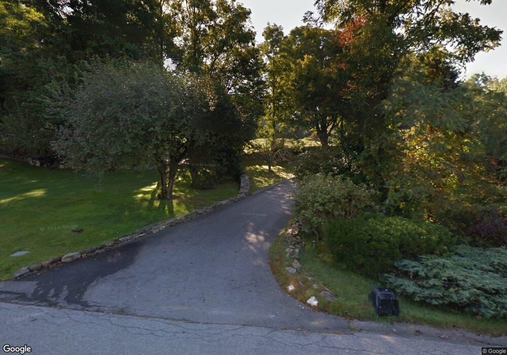 49 Random Farms Cir, Chappaqua, NY 10514 - photo 1